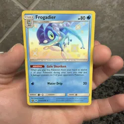 Frogadier SV12/SV94 Shiny Rare Hidden Fates Shiny Vault Pokemon Near Mint - Image 1