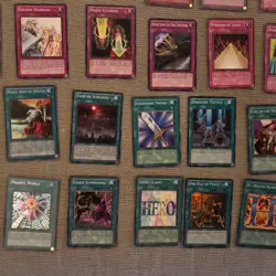 Yugioh Vintage 50 Card lot - mixed rarities and 1st Editions - limited edition - Image 4