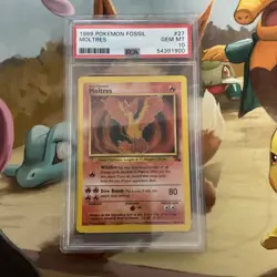 1999 Pokemon Fossil Moltres 27/62 PSA 10 - Image 1