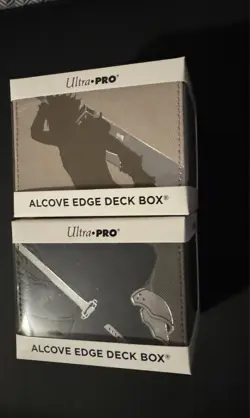 Ultra-Pro MTG Final Fantasy Alcove Edge Deck Box - Cloud and Sephiroth - Image 1