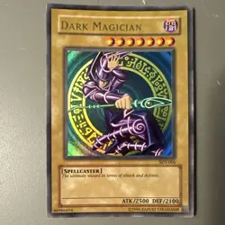 Konami Dark Magician SDY-006 Starter Deck: Yugi Ultra Rare Holo Unlimited - Image 1
