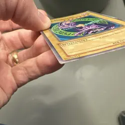 Konami Dark Magician SDY-006 Starter Deck: Yugi Ultra Rare Holo Unlimited - Image 3