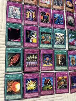vintage japanese yugioh 30 Card lot - Image 5
