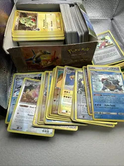 Pokemon Card Lot 2007 Dragon Frontiers And Others From 2006-2007. 100+ Cards - Image 3