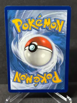 Pokemon Lucario Vivid Voltage 120/185 Near Mint Non-Holo - Image 2