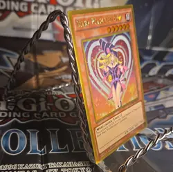 YugiOh 1x Dark Magician Girl MVP1-ENG56 1st Edition Gold Rare - Image 2