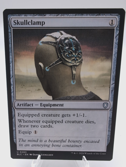 MTG Magic the Gathering - Skullclamp - Bloomburrow Commander NM/M - Image 1
