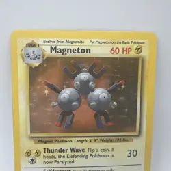 Magneton Pokemon Holographic Unlimited 9/102 Vintage Rare Base Set TCG LP - Image 2