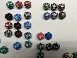 Lot of (48) MTG Magic the Gathering Spindown D20 Dice Various Sets - Image 4