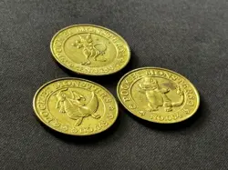 Rare vintage Japanese Pokemon coins Banpresto Mewtwo Dragonite Charmander Medal - Image 4