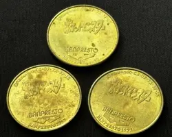Rare vintage Japanese Pokemon coins Banpresto Mewtwo Dragonite Charmander Medal - Image 5