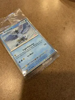 Articuno - (2025 Pokemon Holiday Calendar) 032/159 Promo Holo (LP - Crease) - Image 3