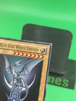 Konami Blue-Eyes White Dragon Ultra Rare YAP1-EN001 Limited Edition Yu-Gi-Oh! NM - Image 4