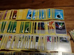 Huge Collection Bulk/Reverse Lot of 600+ WOTC/Mid-Era Vintage Pokemon Cards READ - Image 5