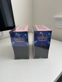 Chaos Rising Pokemon Center Elite Trainer Box ETB - Image 4