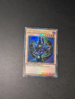Yugioh Dark Magician LOB-EN005 Ultra Rare 25th Reprint Excellent Condition - Image 3