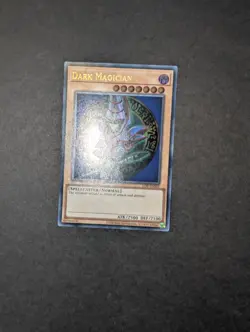 Yugioh Dark Magician LOB-EN005 Ultra Rare 25th Reprint Excellent Condition - Image 5