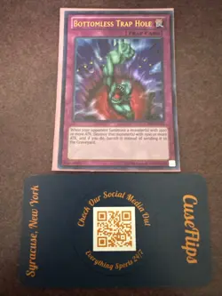 Yugioh: Bottomless Trap Hole - LCYW-EN181 - Ultra Rare - Unlimited - Image 1