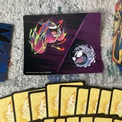 Charizard X tin -with 96 Pokemon TCG Scarlet & Violet SVI cards & accessories - Image 3