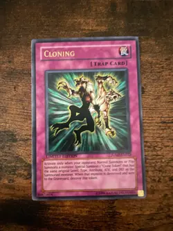 Cloning - JUMP-EN022 - Ultra Rare - Limited Edition -VLP - Image 1