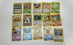 Pokemon Trading Card Game Lot Wizards of the Coast WOTC Mixed Vintage 50 Pieces - Image 2