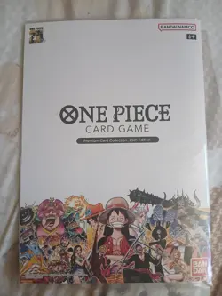 One Piece Folder 25th Anniversary Premium Card Collection -no Oda Signed - Image 1