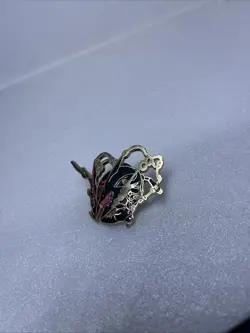 Rayquaza Shiny Pokemon Pin Badge Metal Mega Enamel 2016 - NM - Image 2