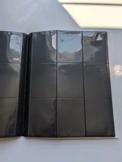 Pokemon Scarlet & Violet 151 USED Mew Collector Binder 360 Slots 9 Pocket - Image 3