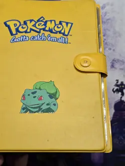 🔥1999 Vintage Pokemon Yellow Bulbasaur Binder With 30 4-Pocket Plastic 120ct - Image 3