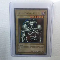 Konami Yu-Gi-Oh! Summoned Skull MRD-003 Metal Raiders Ultra Rare - Image 1