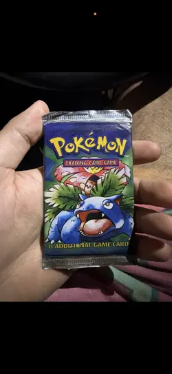 21.1g Heavy Unlimited Base Booster Pack Pokemon TCG Factory Sealed 1999 WOTC - Image 1