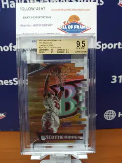 1997-98 TOPPS FINEST SCOTTIE PIPPEN TRIUMVIRATE LUMINESCENT BGS 9.5 #T1A BULLS - Image 1