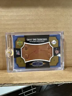 JUSTIN VERLANDER 2005 UD SWEET SPOT PROSPECT RC ROOKIE LEATHER GLOVE RED AUTO /5 - Image 1