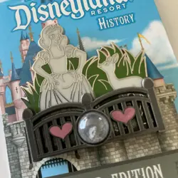 Disney Snow White A Piece Of Disneyland History LE 2000 pin - Image 3