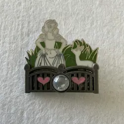 Disney Snow White A Piece Of Disneyland History LE 2000 pin - Image 4