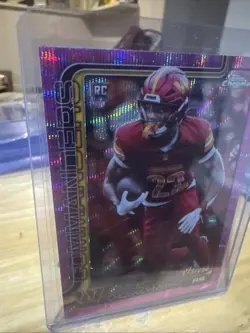 2025 Topps Chrome Jacory Croskey-Merritt Pink Wave Refractor RC SP /250 - Image 3