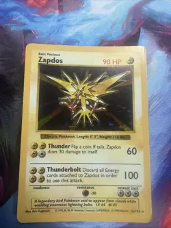 Pokemon TCG Zapdos Base Set Holo Shadowless Card 16/102 MP Rare Vintage - Image 1