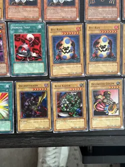 Yu-Gi-Oh! TCG Lot - Starter Deck: Kaiba/Pegasus (47 Cards) (SDK-) (SDP-) - Image 3