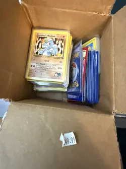 Pokemon Pokemon TCG Trading Cards Bulk Collection - Image 2