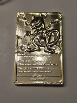 Pokemon Mewtwo 23k Gold Plated Card Burger King Toy With Case - Image 2