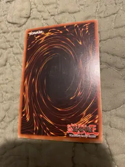 Konami Yu-Gi-Oh! Blue-Eyes White Dragon BPT-003 2002 Tin Secret Holo Eng - Image 2