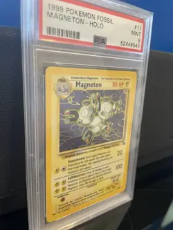 Pokemon TCG Magneton Fossil Holo #11 PSA 9 Rare Vintage Graded - Image 2