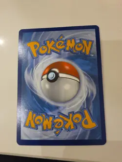 Pokemon Card Eevee 130/185 Vivid Voltage Reverse Holo Rare NM - Image 2