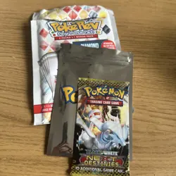 Pokemon Black & White Next Destinies Booster Pack /Gem Mint Reshiram - Image 1