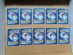 300+ Vintage Pokemon Card Lot 1999 WOTC Jungle and Fossil LP/EX - 10 Pikachu - Image 2