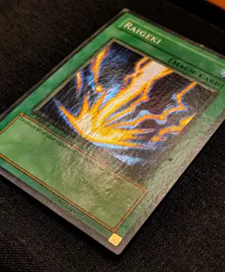 Yu-Gi-Oh Wavy Faded 1st Edition LOB Raigeki Super Rare MP/HP Condition - Image 2
