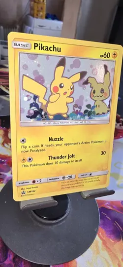 Pokemon Pikachu TCG Sun & Moon SM162 Holo Promo Card - Image 1