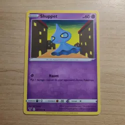 Shuppet 067/185 - NM Vivid Voltage - Pokemon 2020 Common TCG Card - Image 1