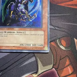 Vintage Yugioh Panther Warrior CT2-EN006 Limited Edition Secret Rare Card HP - Image 5