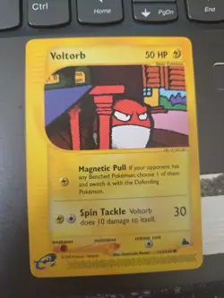 2003 Pokemon Skyridge Voltorb 113/144 Common NM/LP - Image 1